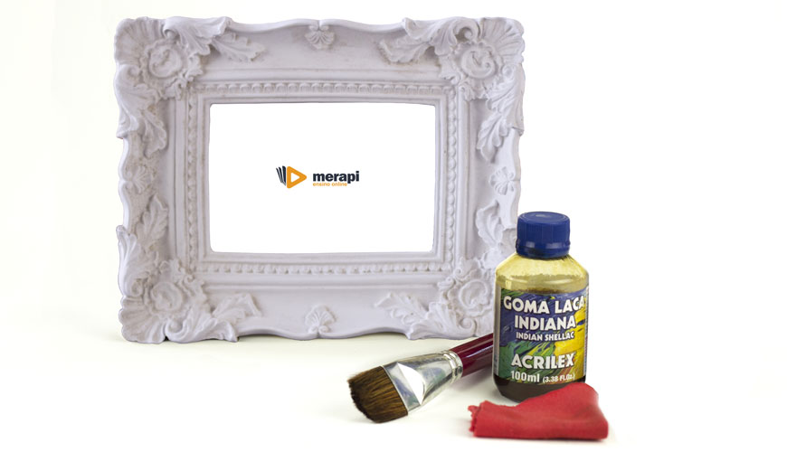Peça em gesso cru, goma laca indiana e pincel macio para artesanato
